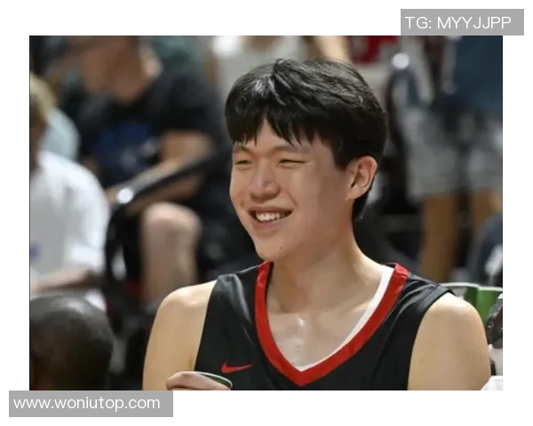 杨瀚森开拓者队内氛围非常好 试训时非常友善 杨瀚森开拓者队内氛围非常好 试训时非常友善