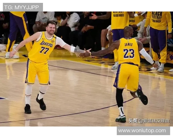 美媒:湖人显然已经是东契奇的球队了,但他们现在非常需要詹姆斯! 美媒:湖人显然已经是东契奇的球队了,但他们现在非常需要詹姆斯!