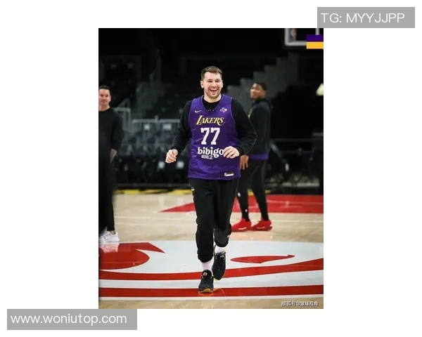 东契奇今天单核战老鹰冲六连胜!上次做客轰73分 创现役球员单场纪录 东契奇今天单核战老鹰冲六连胜!上次做客轰73分 创现役球员单场纪录