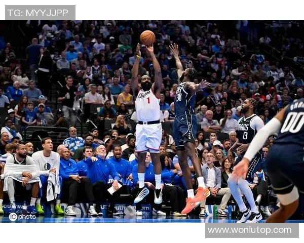 41分14板11助!39分7板8助!哈登创神级纪录,快船该放他一条生路