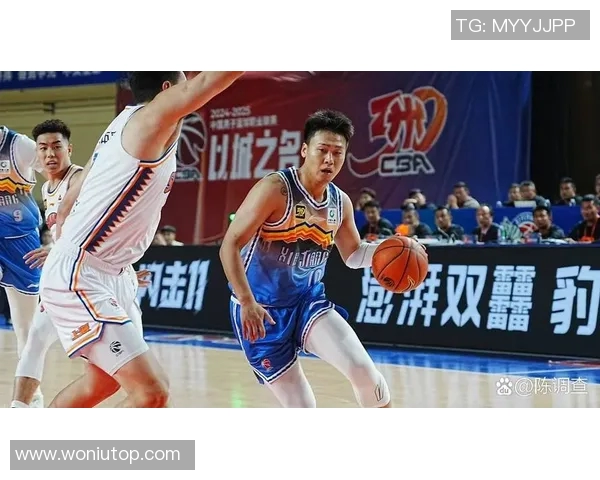 CBA俱乐部杯：新疆男篮首战失利负于浙江