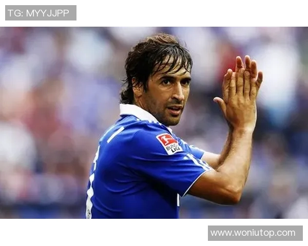 佩勒-拉尔松社交媒体分享赛场怒吼瞬间