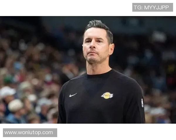 雷迪克：八村和里夫斯不会随队出征客场之旅，留在洛杉矶恢复